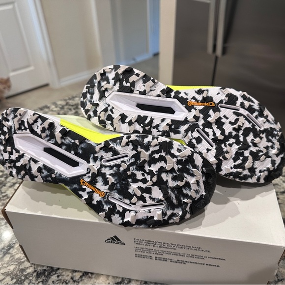 Adidas Terrex Agravic Ultra Boost Trail Running Shoes size 7 - Picture 5 of 9